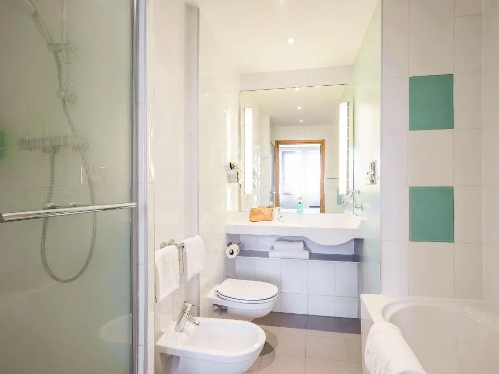 DOUBLE SINGLE USE SUPERIOR Room, Novotel Milan Malpensa Airport, Milan