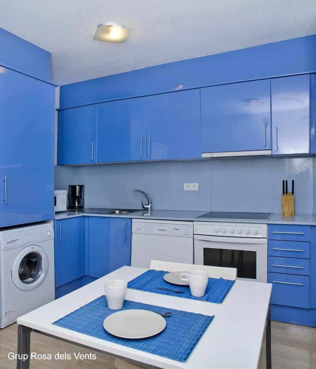 APARTMENT THREE BEDROOMS Room, Aptos. Bon Sol, Costa Brava