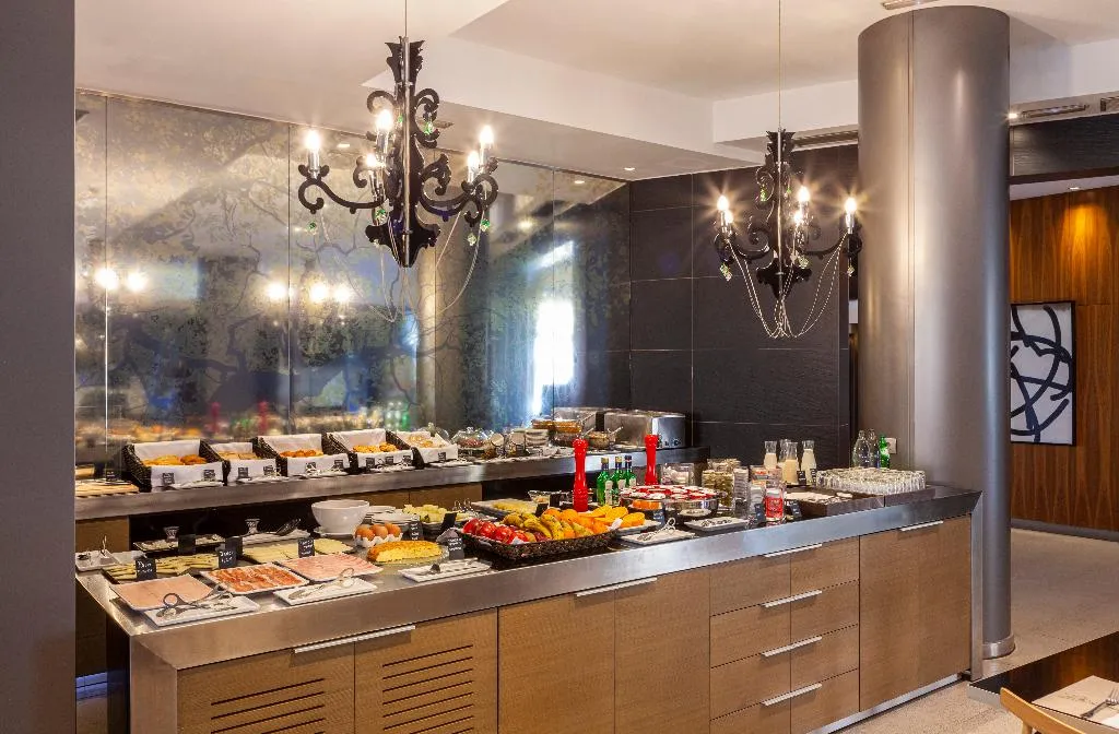 Restaurant, Porcel Torneo, Seville