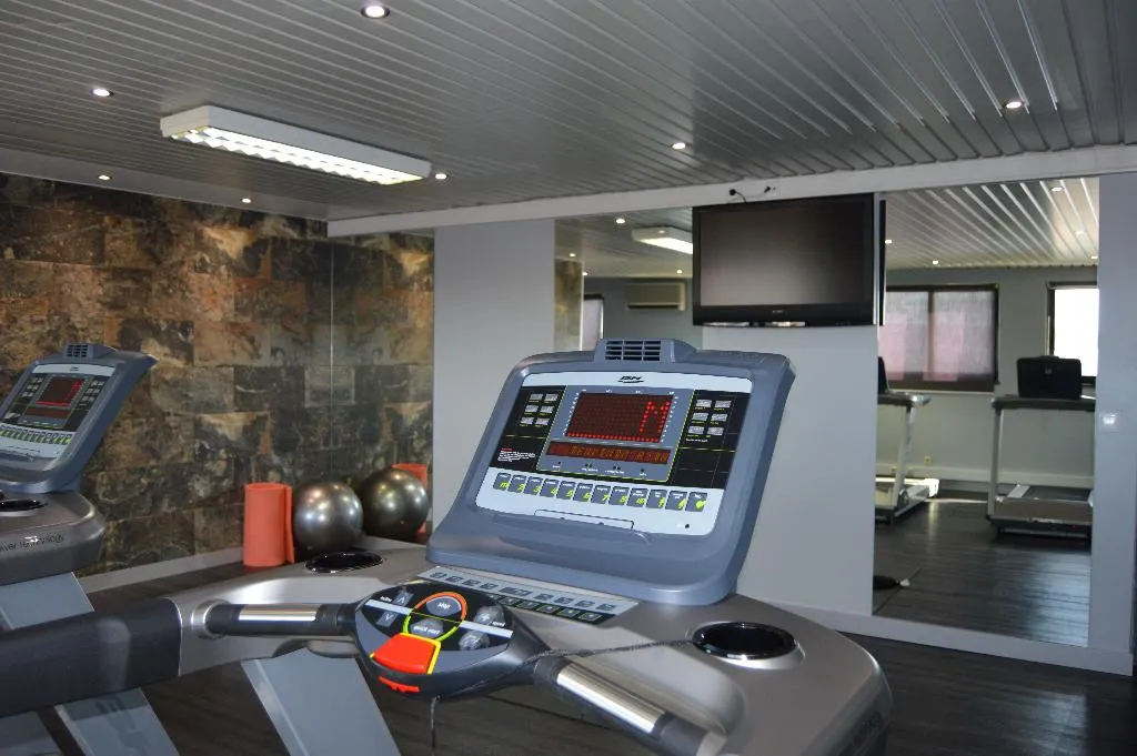 Sports and Entertainment, Hotel 3K Barcelona, Lisbon