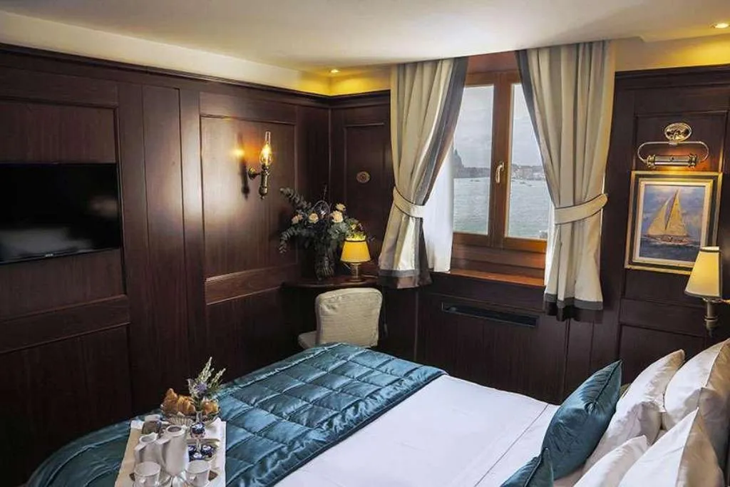 Room, Bucintoro, Venice