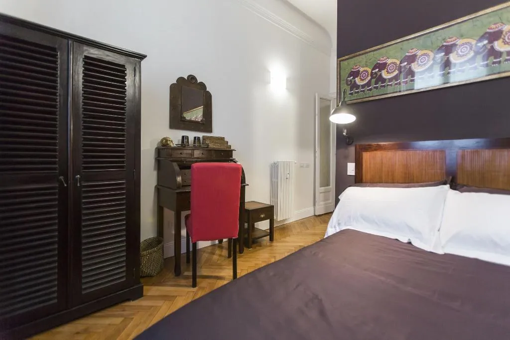 Room, Household - Settembrini 17, Milan