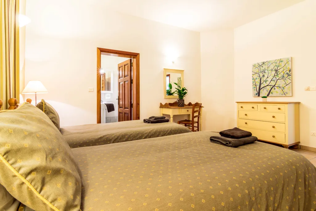 Room, Ta Frenc Apartments, Gozo