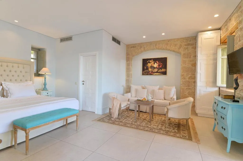 JUNIOR SUITE SEA VIEW Room, Akrolithi Boutique Hotel & Suites, Kalamata