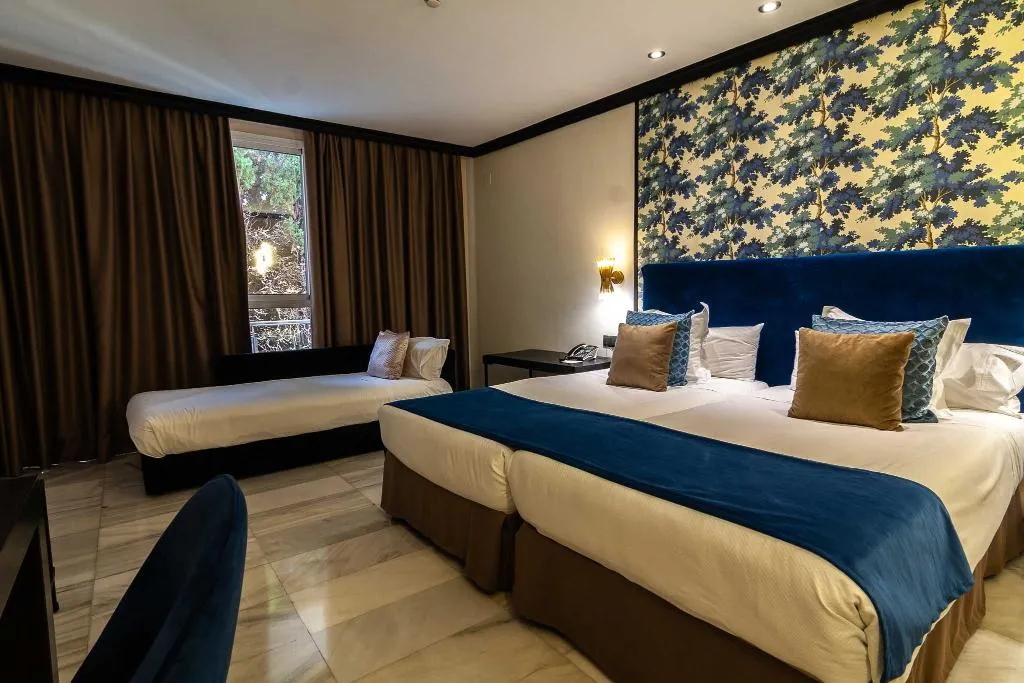 FAMILY ROOM CAPACITY 2 Room, San Gil, Seville