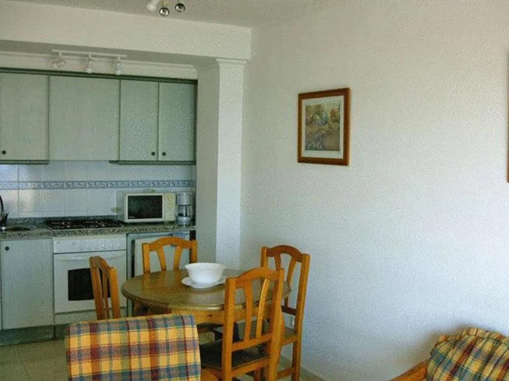 APARTMENT CAPACITY 6 TWO BEDROOMS Room, Zafiro, Costa Blanca
