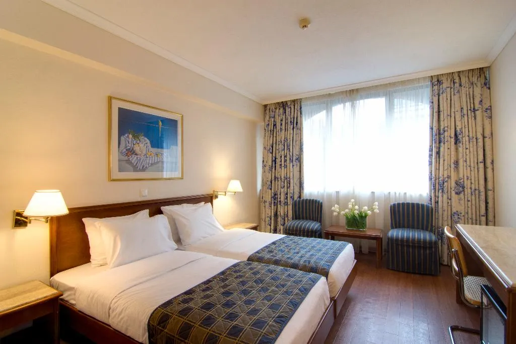SINGLE STANDARD Room, Titania, Athens