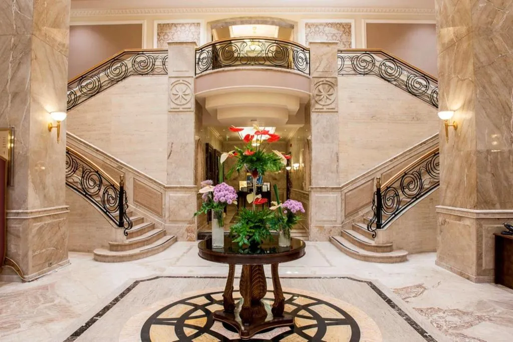 Lobby, Hilton Zamalek Residence Cairo, Cairo