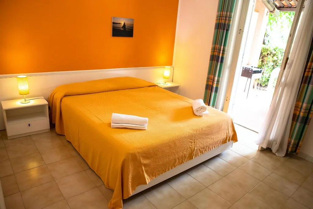 APARTMENT CAPACITY 6 Room, Portorosa Residence, Catania