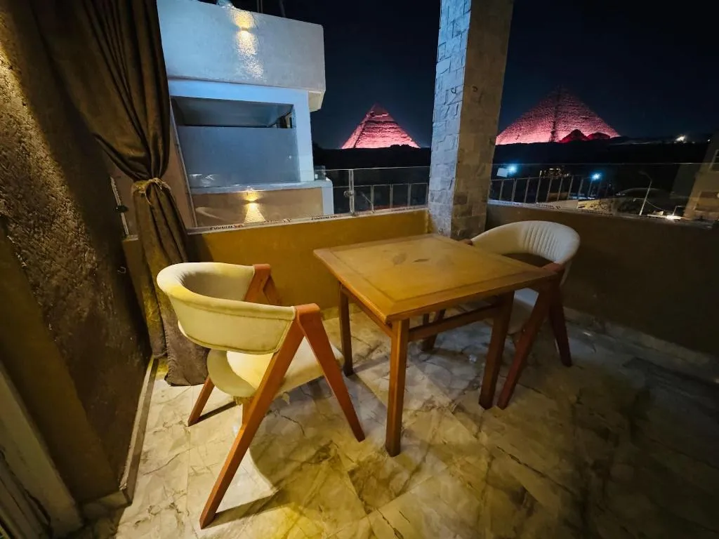 Room, Capital Of Pyramids Hotel, Cairo