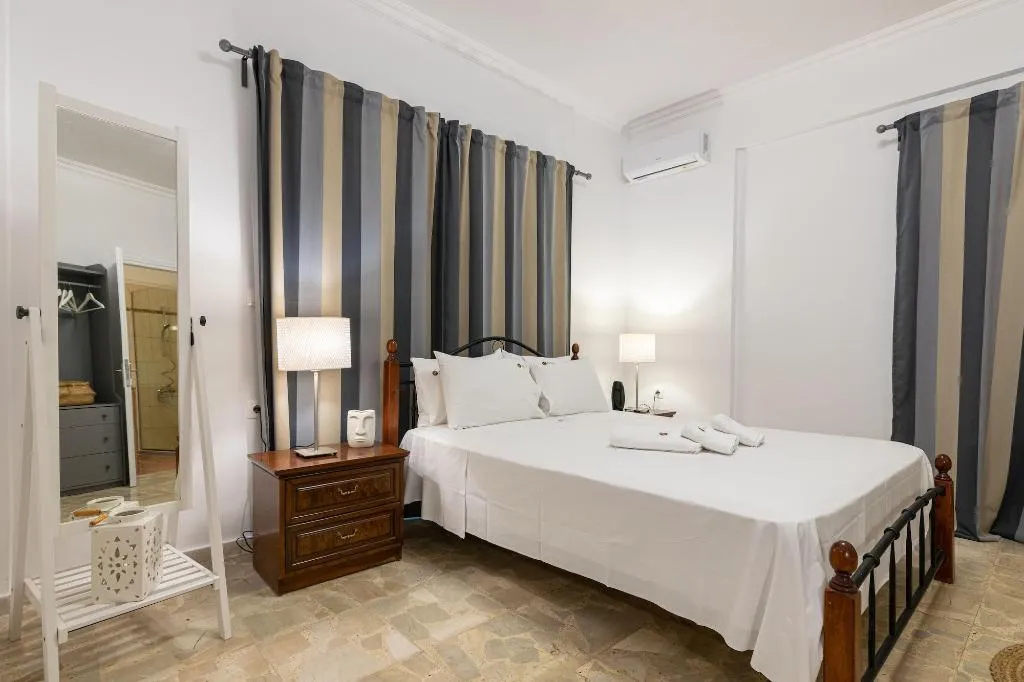 Room, Denise Studios & Apartments, Zante