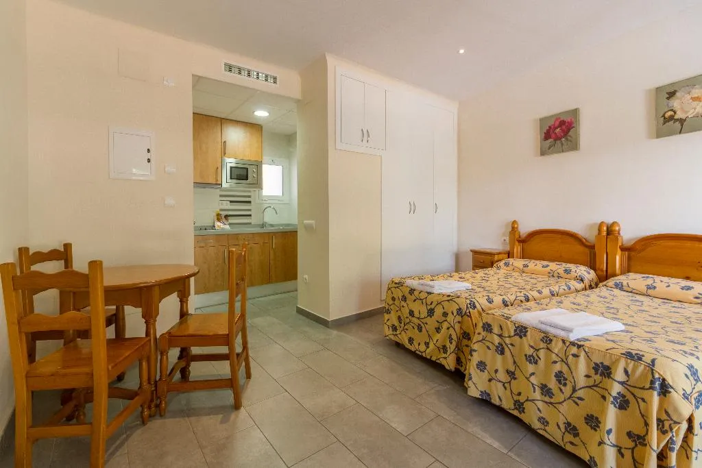 STUDIO CAPACITY 3 Room, Apartments Sunway San Jorge, Costa Brava