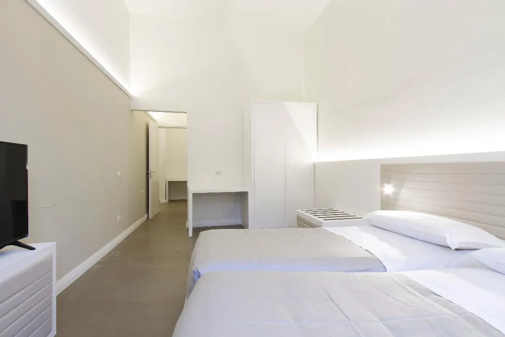 APARTMENT DELUXE TWO BEDROOM Room, Palazzo dei Ciompi, Florence
