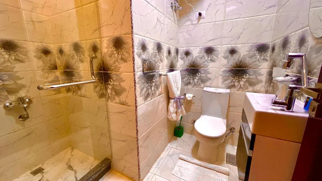 DOUBLE PREMIUM KING BED Room, Nemes Pyramids View Inn, Cairo