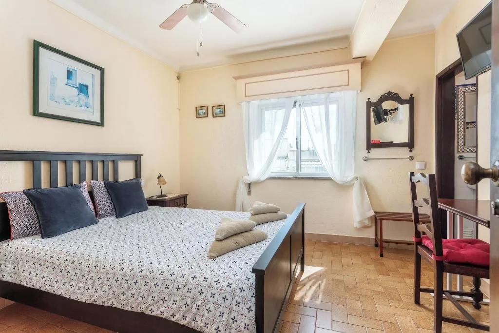 Room, Pension Bicuar, Algarve