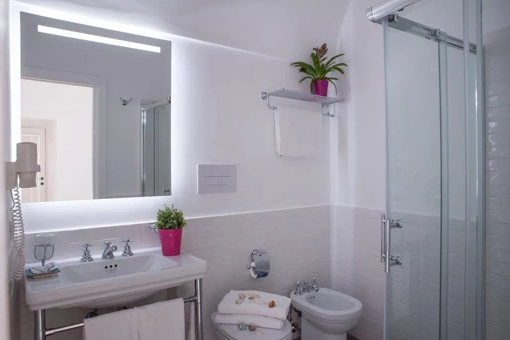 Room, Amalfi Luxury House, Naples