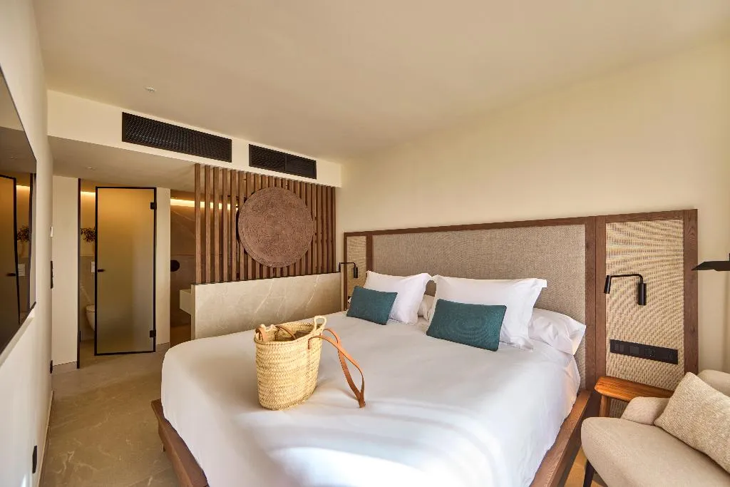 Double or Twin STANDARD Room, Purobeach Resort Santa Ponsa, Majorca