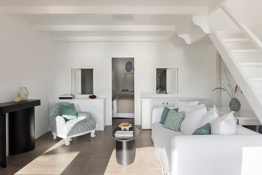 SUITE WITH PRIVATE POOL Room, Canaves Oia Suites, Santorini
