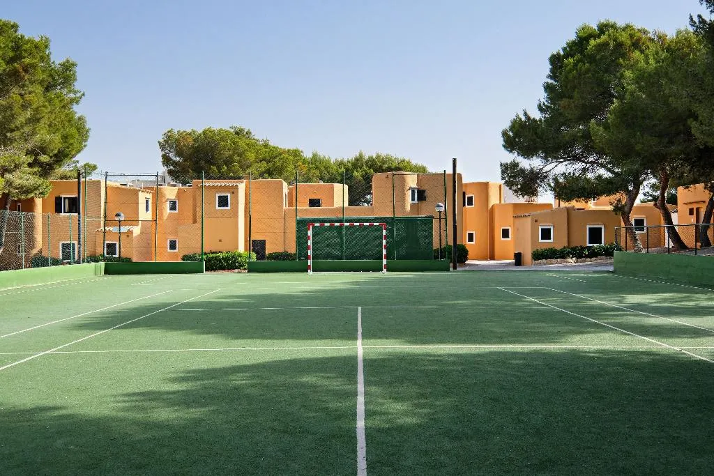 Sports and Entertainment, FERGUS Style Punta Arabi, Ibiza