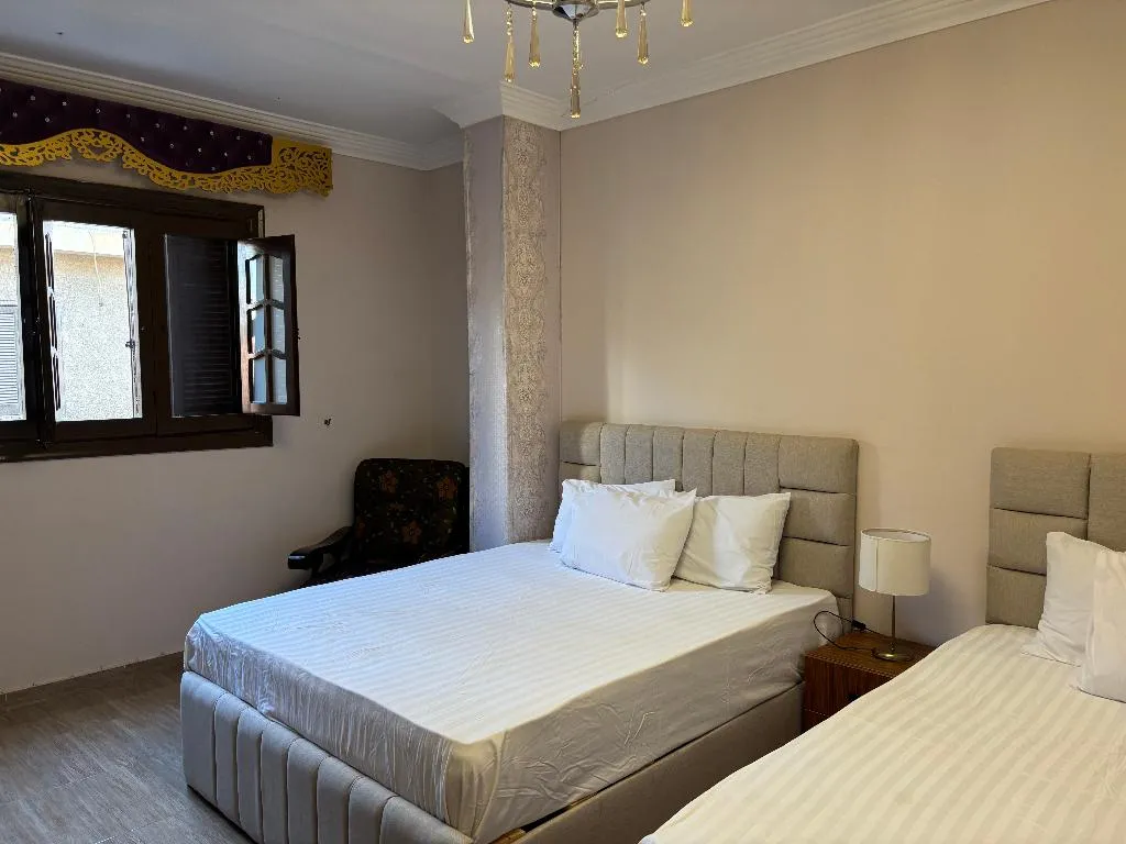 QUADRUPLE SUPERIOR KING BED Room, Sol Pyramids Inn, Cairo