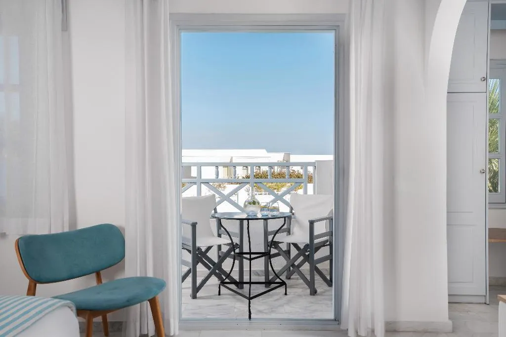 JUNIOR SUITE STANDARD Room, Santorini Kastelli Resort, Santorini