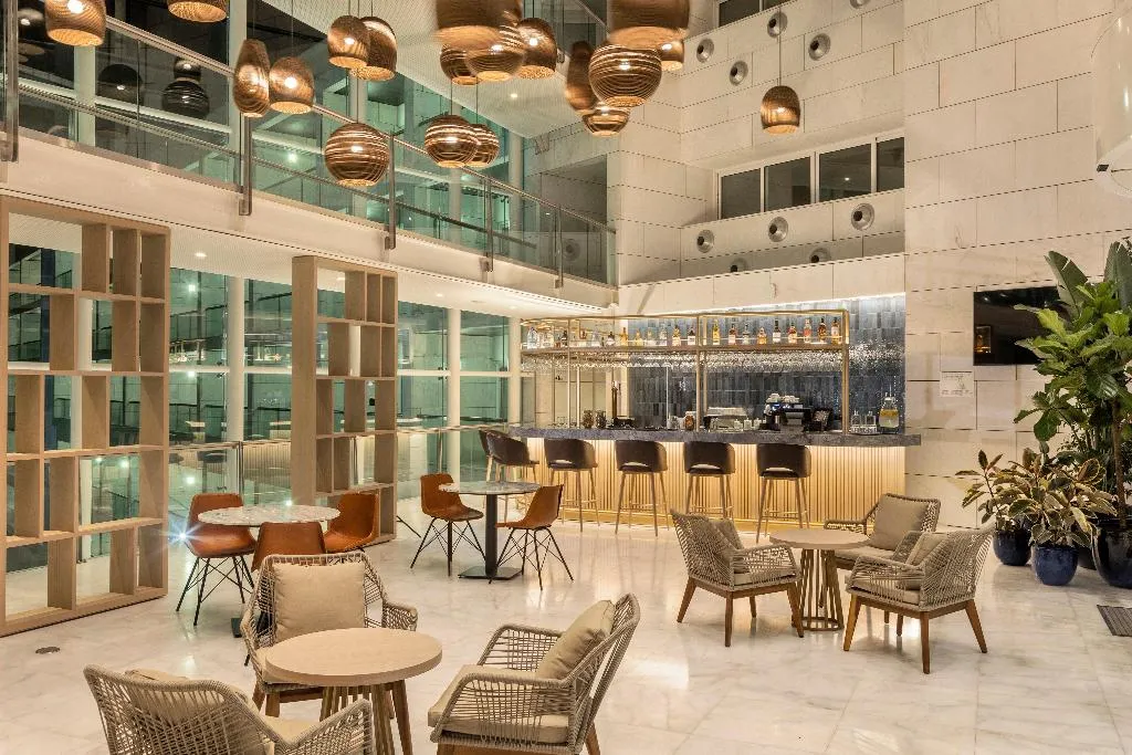 Lobby, Crowne Plaza Caparica Lisbon, Lisbon