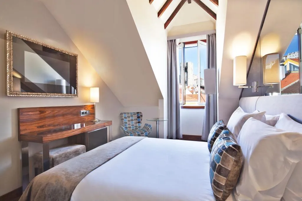 DOUBLE EXECUTIVE Room, TURIM Terreiro do Paco Hotel, Lisbon