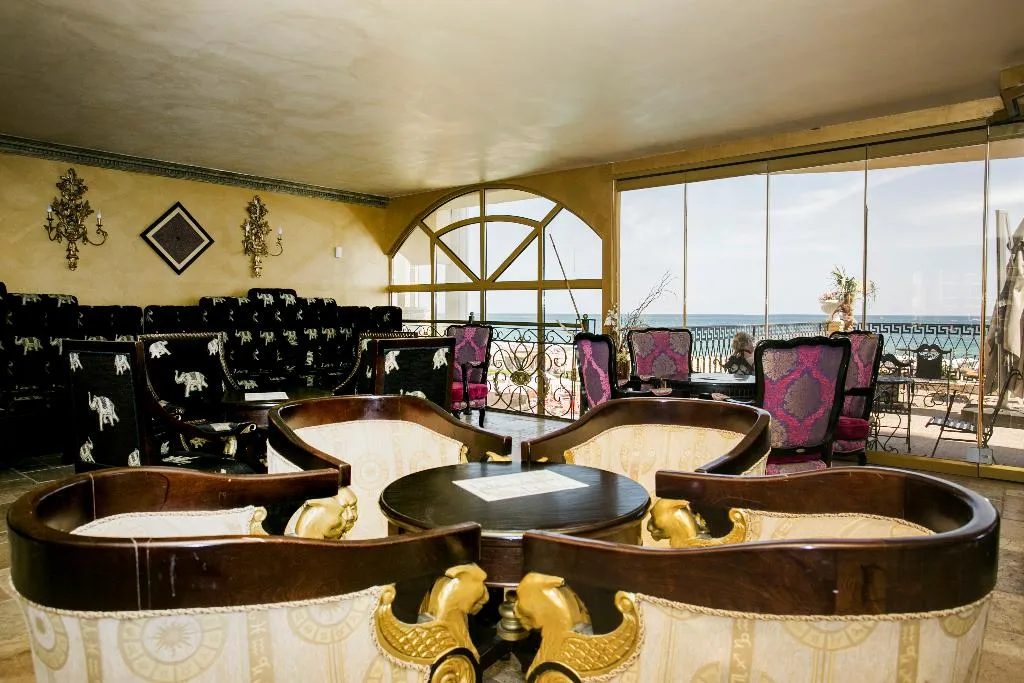Bar, Imperial Palace, Bourgas