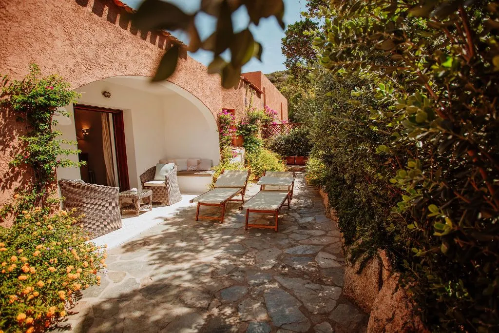 SUITE EXECUTIVE Room, Relais Villa Carola, Olbia