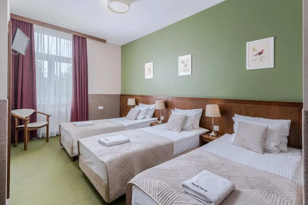 TRIPLE CITY VIEW Room, Yarden Aparthotel by Artery Hotels, Krakow