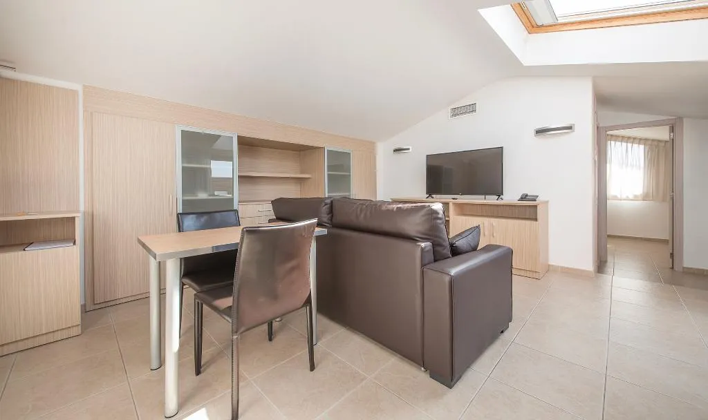 SUITE CAPACITY 3 Room, Sono Apartamentos, Barcelona