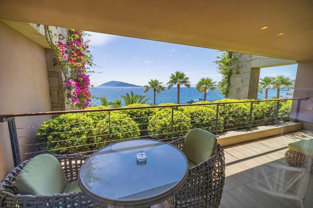 SUITE KING SIZE BED Room, Caresse, A Luxury Collection Resort, Bodrum