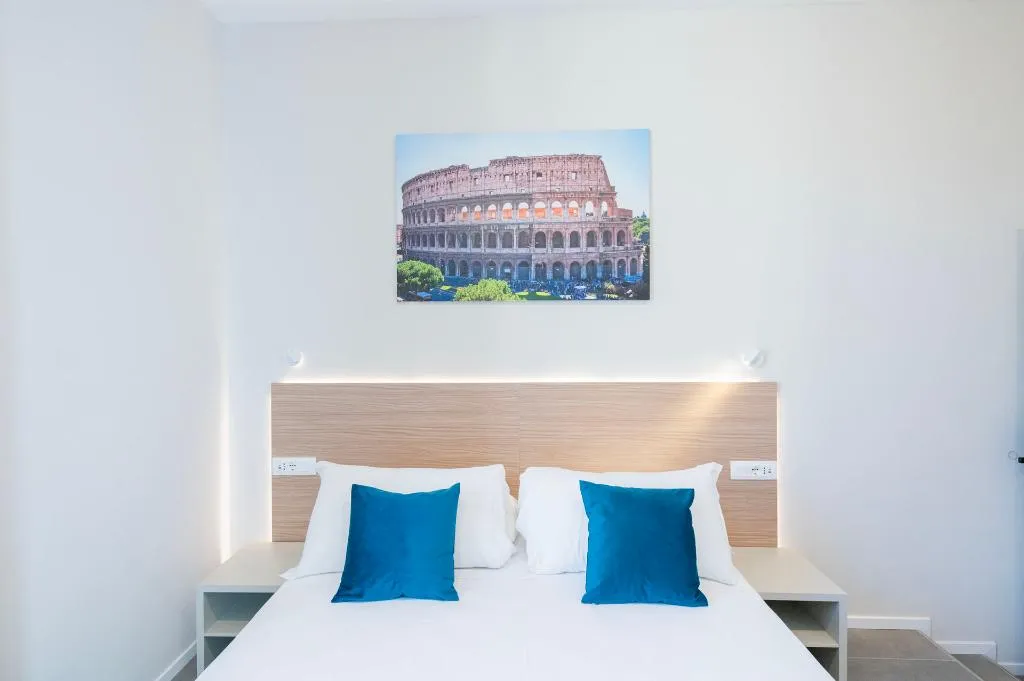 Double or Twin STANDARD Room, Imperium Suite Trevi, Rome