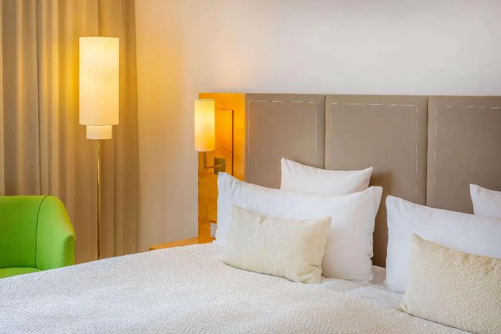 DOUBLE STANDARD Room, Melia Berlin, Berlin