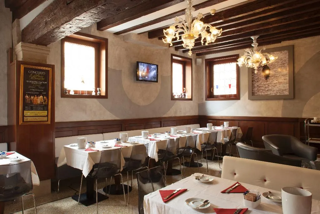 Restaurant, Ca' d'Oro, Venice