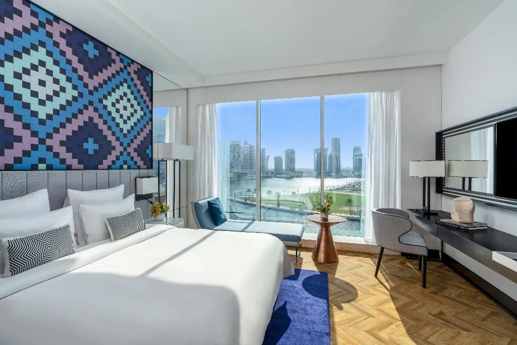 SUITE PREMIER Room, Pullman Dubai Downtown, Dubai