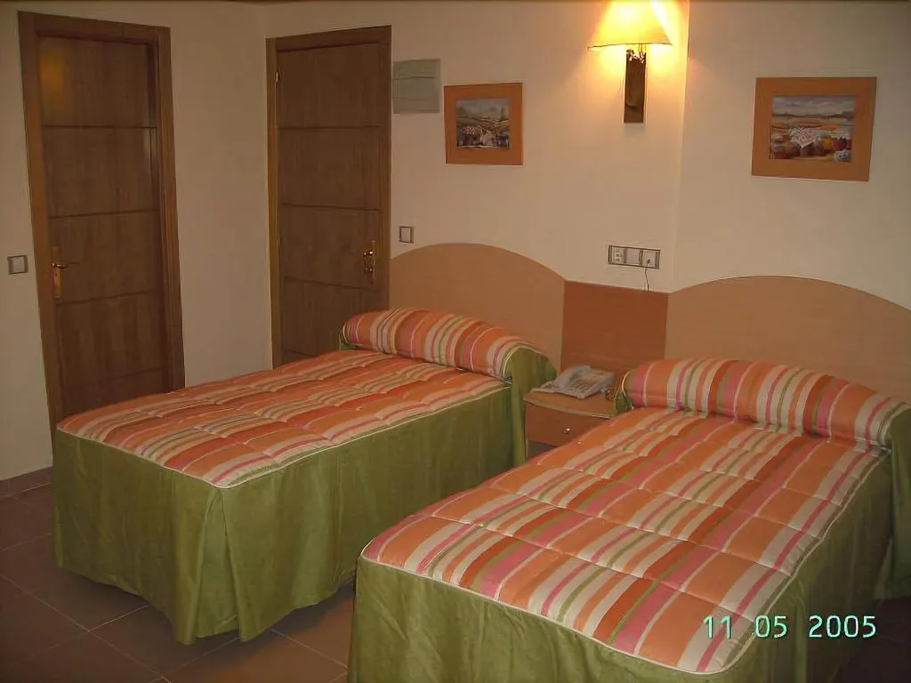 Room, Hostal El Arco, Madrid