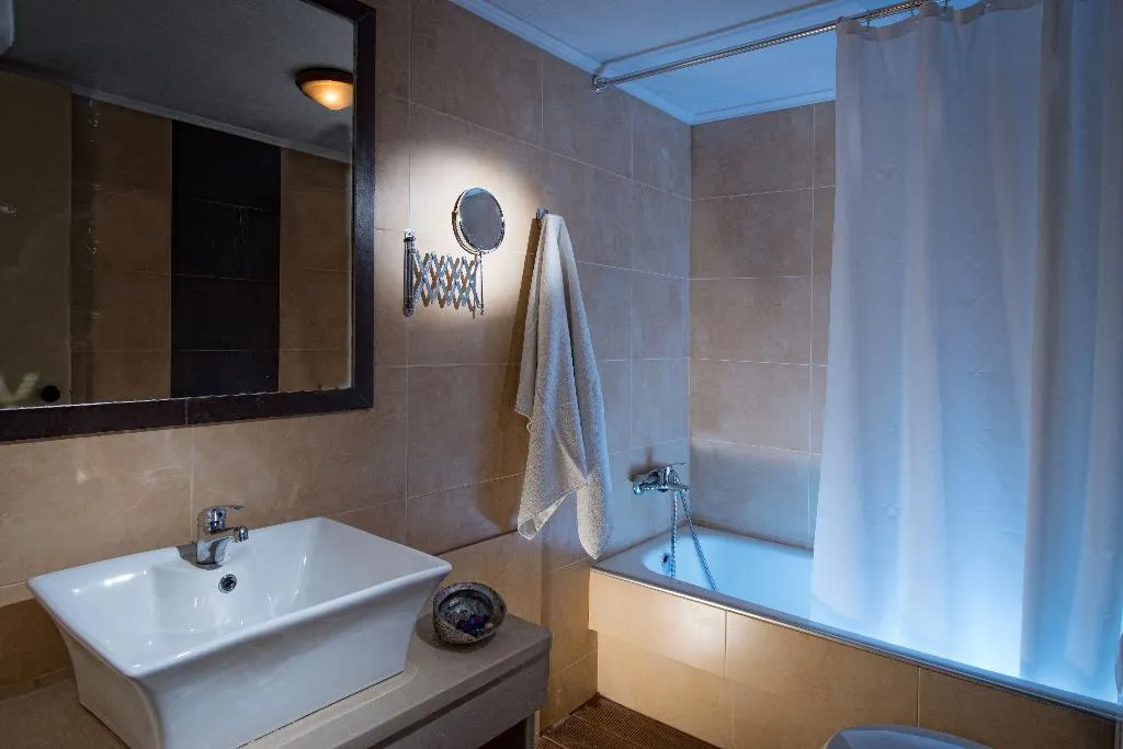 Room, Sunday Life Hotel & Restaurant, Crete