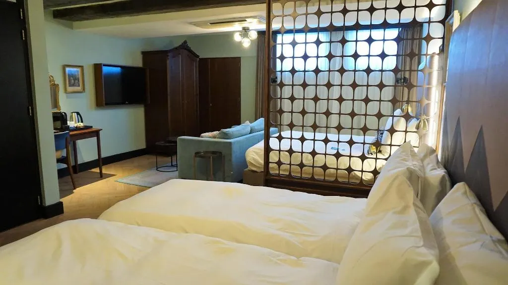 Room, The Hendrick S Hotel, Amsterdam