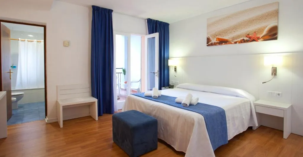 Double or Twin WITH BALCONY Room, Hotel Cala Murada, Majorca