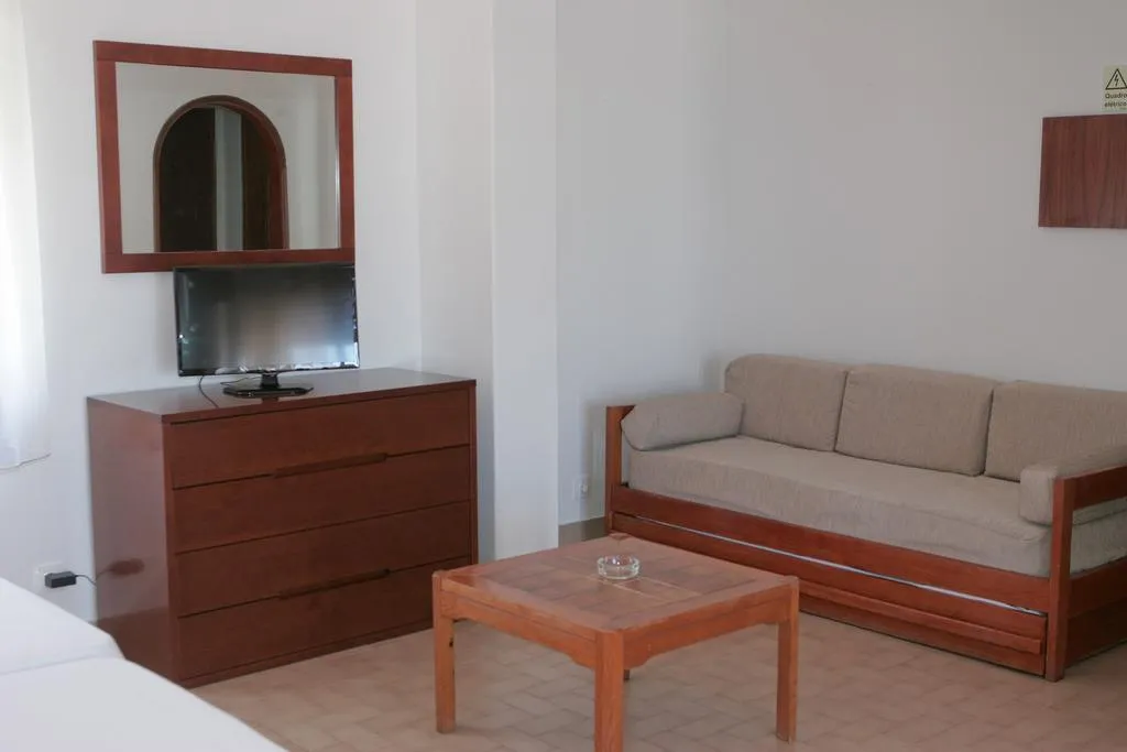 APARTMENT CAPACITY 4 ONE BEDROOM Room, Atlantic Side, Algarve