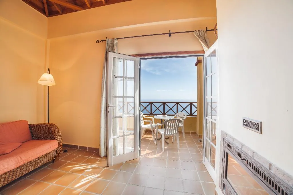 APARTMENT SEA VIEW CAPACITY 4 Room, Breñas Garden, La Palma
