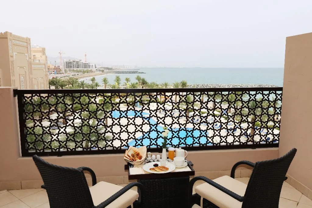 APARTMENT DELUXE ONE BEDROOM Room, Al Bahar Hotel & Resort, Al-Fujairah