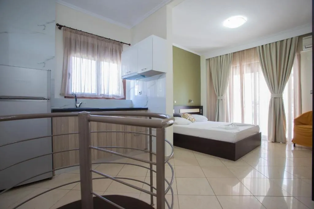 APARTMENT CLASSIC Room, Villa Amalia Sun Beach, Thessaloniki