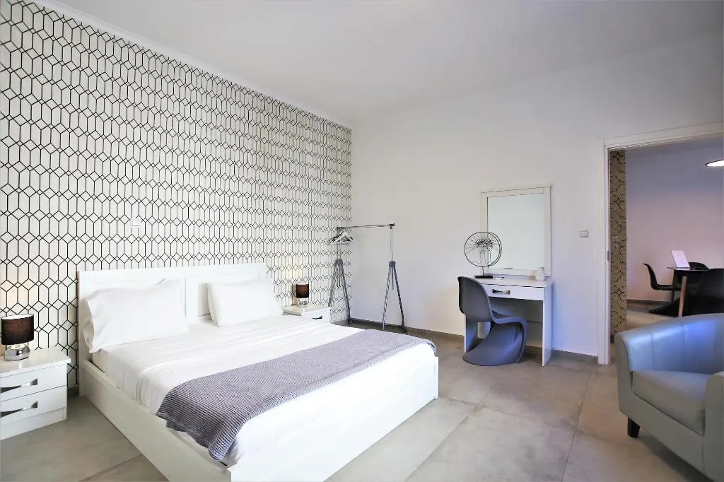 Room, Gk Athens, Athens