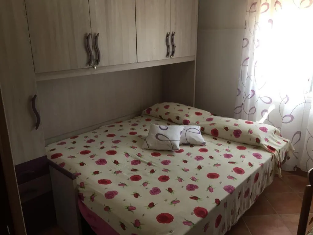 Room, Rudy Arenaile, Catania