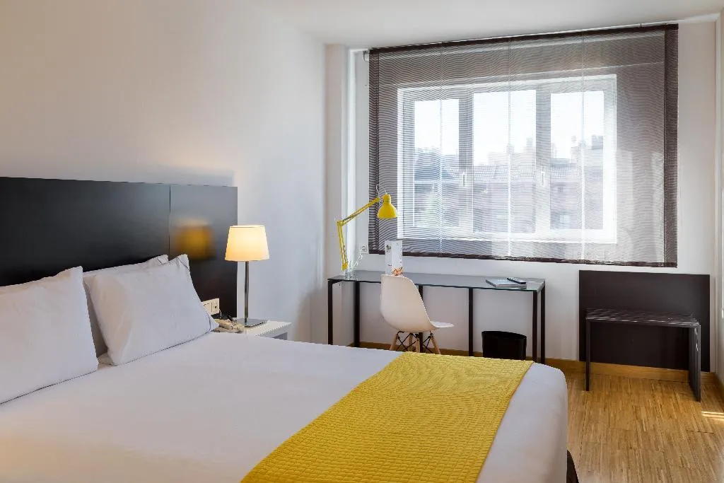 DOUBLE STANDARD Room, Rafaelhoteles Atocha, Madrid
