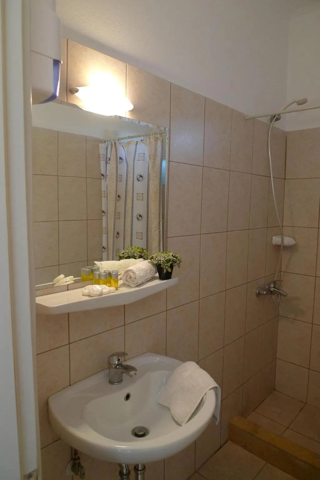 Room, Hotel Ikaros, Athens
