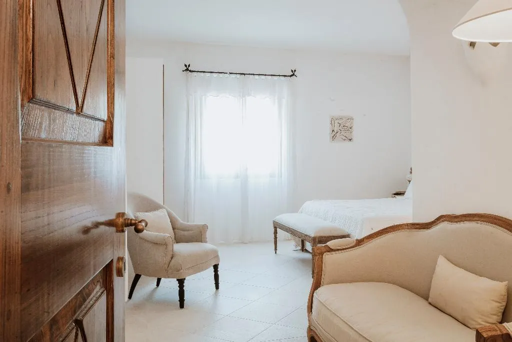 APARTMENT CLASSIC Room, Relais Villa Carola, Olbia