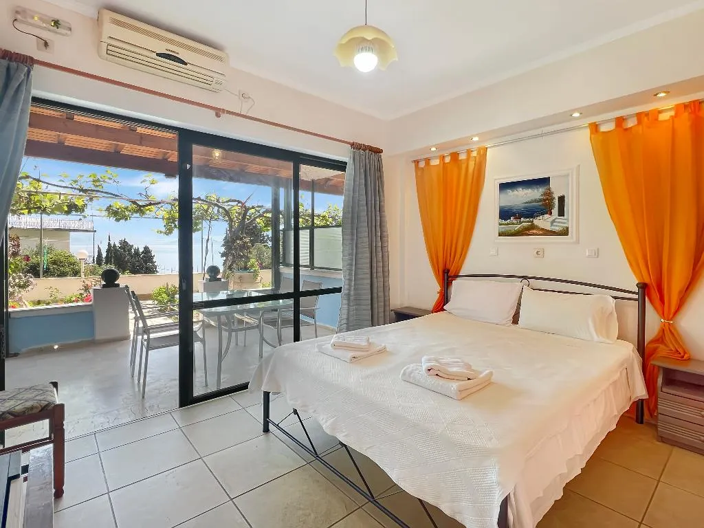 APARTMENT CAPACITY 4 Room, Andromaches Holiday apartments, Corfu